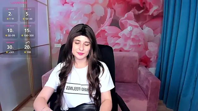 Snapshot of DemmyRose chatting on December 2025 09:43:02 PM DemmyRose online show from December 2025 09:43:02 PM