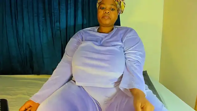 ThickLeeyanaXX online show from June 2026 03:19:02 AM