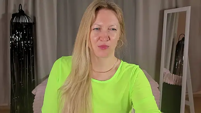 Suga Eva online show from November 2025 01:05:01 AM