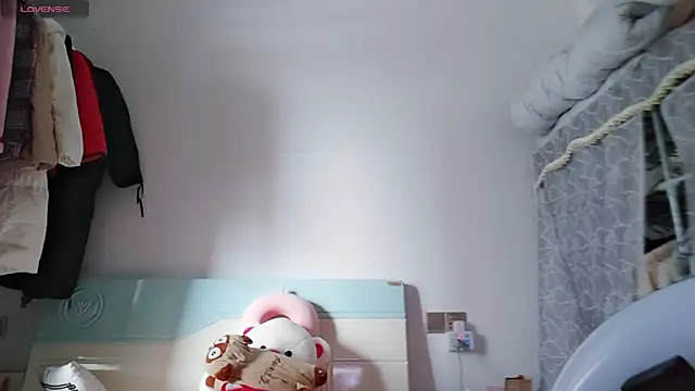 Yan61 online show from November 2025 12:31:02 AM