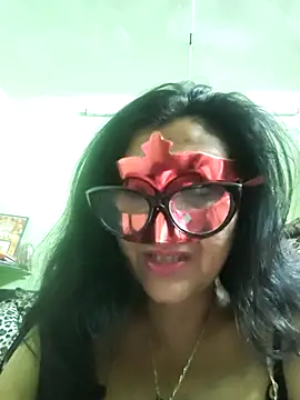 Snapshot of LOVE__RANI chatting on March 2026 12:44:02 PM LOVE RANI online show from March 2026 12:44:02 PM