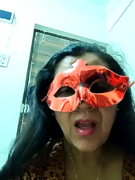 Snapshot of LOVE__RANI chatting on April 2026 04:55:01 PM LOVE RANI online show from April 2026 04:55:01 PM