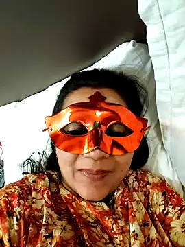 Snapshot of LOVE__RANI chatting on May 2026 03:47:02 AM LOVE RANI online show from May 2026 03:47:02 AM