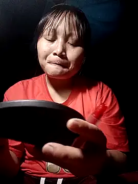 yoyo-mi online show from November 2025 01:02:01 PM