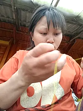 yoyo-mi online show from May 2026 12:16:02 AM