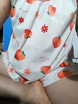 Snapshot of -Hazel-123 chatting on November 2025 01:10:01 PM -Hazel-123 online show from November 2025 01:10:01 PM