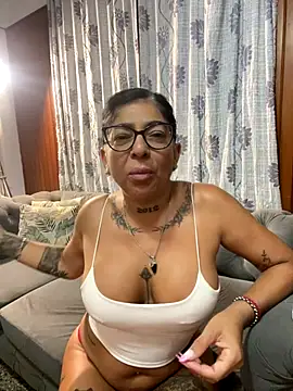 solmorochia online show from January 2026 02:14:01 AM