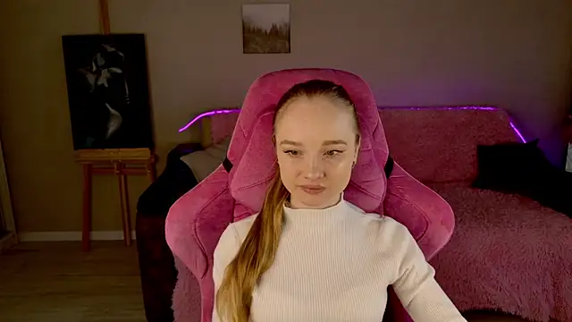 Snapshot of Shawty_Mia chatting on November 2025 05:31:02 AM Shawty Mia online show from November 2025 05:31:02 AM