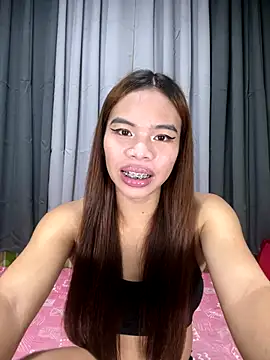 Snapshot of kierra_fox chatting on November 2025 01:48:01 PM kierra fox online show from November 2025 01:48:01 PM