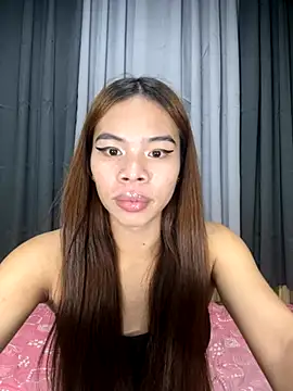 Snapshot of kierra_fox chatting on December 2025 04:05:01 PM kierra fox online show from December 2025 04:05:01 PM