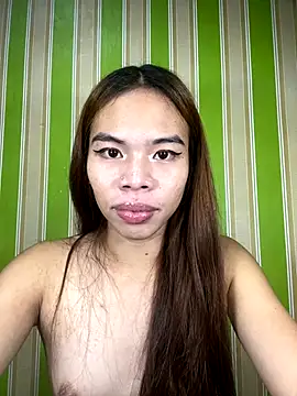 Snapshot of kierra_fox chatting on December 2025 05:54:02 PM kierra fox online show from December 2025 05:54:02 PM