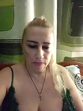 Esenia505 online show from December 2025 04:07:02 AM