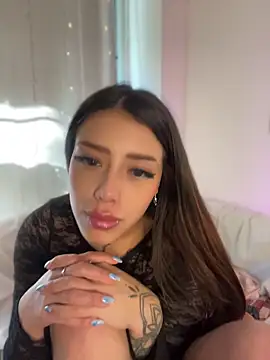AshleyWinslow online show from May 2026 02:12:02 PM