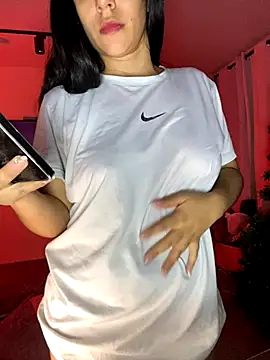 Snapshot of Sara-215 chatting on November 2025 12:42:01 AM Sara-215 online show from November 2025 12:42:01 AM