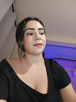 Sara-215 online show from June 2026 03:04:01 AM
