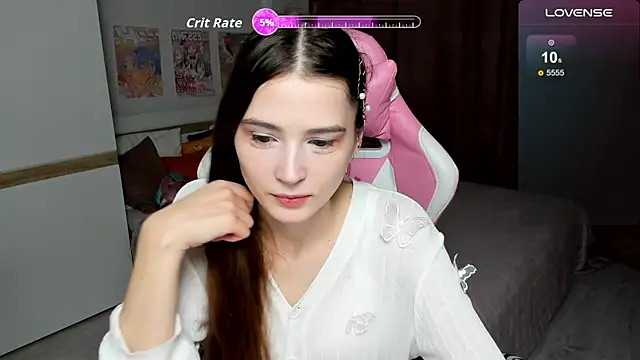 Snapshot of Hana_Flo_ chatting on December 2025 01:52:02 PM Hana Flo online show from December 2025 01:52:02 PM