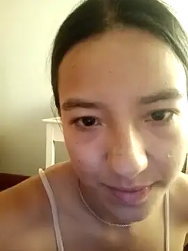 Snapshot of Skay_bluee chatting on November 2025 06:21:01 PM Skay bluee online show from November 2025 06:21:01 PM