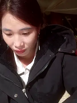 Snapshot of HGiasexy69 chatting on December 2025 02:50:02 AM HGiasexy69 online show from December 2025 02:50:02 AM