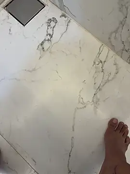 ankitmishra0527 online show from November 2025 10:28:02 AM