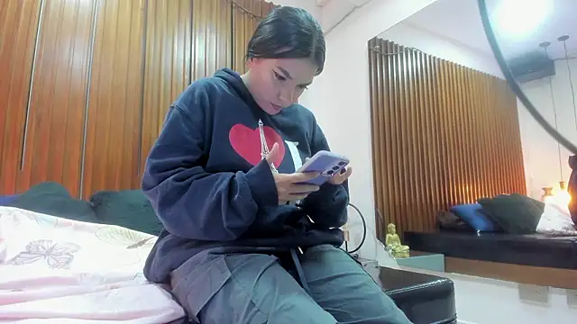 Arianaa Gray online show from February 2026 04:11:01 AM