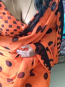 Snapshot of tamil_chitra12 chatting on November 2025 08:07:01 AM tamil chitra12 online show from November 2025 08:07:01 AM