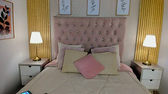 KamyGlam online show from June 2026 08:13:02 PM