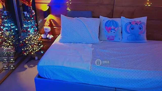 Snapshot of milena_kiitty chatting on November 2025 11:43:02 AM milena kiitty online show from November 2025 11:43:02 AM