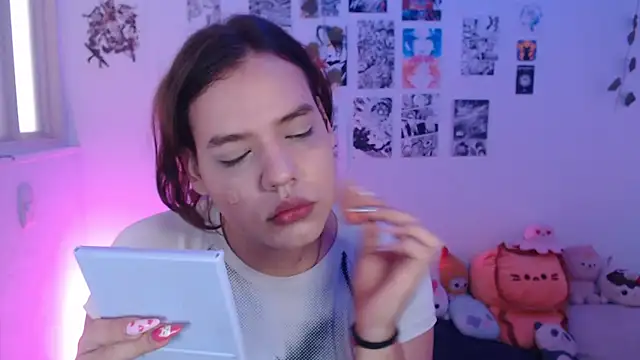 Snapshot of reiko_doll chatting on December 2025 03:30:01 PM reiko doll online show from December 2025 03:30:01 PM