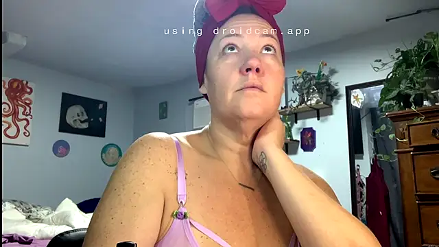 kristallic online show from February 2026 04:16:01 PM