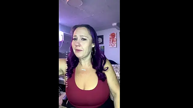 kristallic online show from April 2026 01:55:02 PM