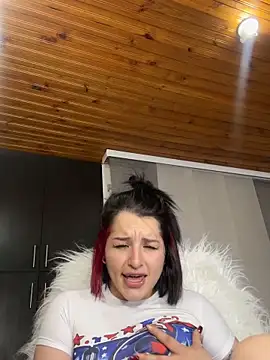 Snapshot of SaritaBanks_ chatting on November 2025 02:36:01 AM SaritaBanks online show from November 2025 02:36:01 AM