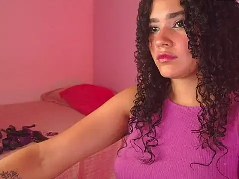 Aprilsweet2005 online show from November 2025 05:02:01 PM