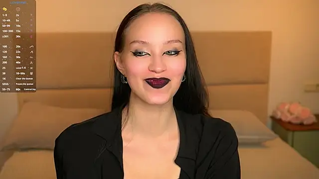 Snapshot of VetaManhardt chatting on November 2025 08:29:02 PM VetaManhardt online show from November 2025 08:29:02 PM