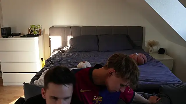 InnocentGuysOF online show from April 2026 05:26:02 PM