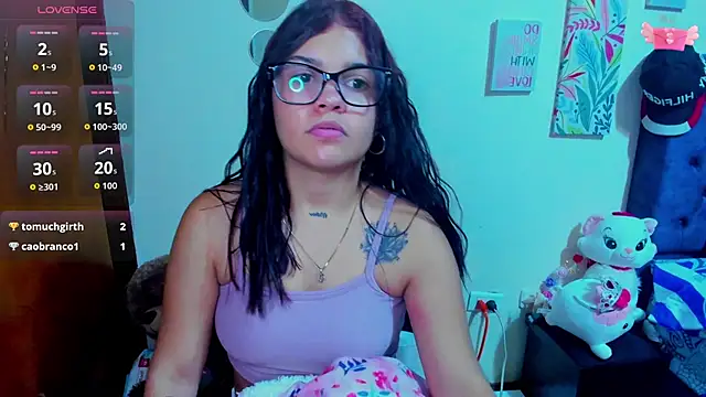 Snapshot of Emma_boo chatting on November 2025 02:55:02 AM Emma boo online show from November 2025 02:55:02 AM