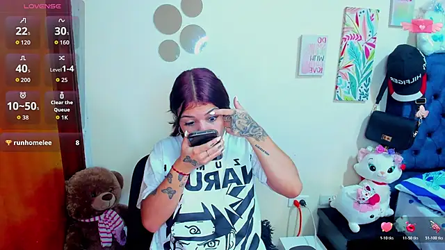 Snapshot of Emma_boo chatting on November 2025 03:55:01 PM Emma boo online show from November 2025 03:55:01 PM