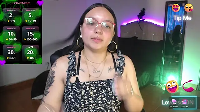 Snapshot of _anne_hot21 chatting on November 2025 12:49:02 PM anne hot21 online show from November 2025 12:49:02 PM