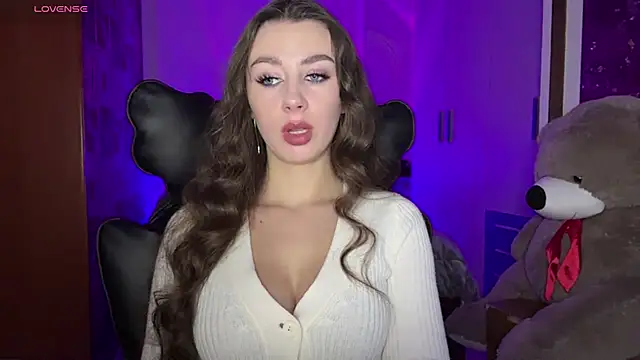 Snapshot of SweetCherry__N chatting on December 2025 09:23:02 PM SweetCherry N online show from December 2025 09:23:02 PM