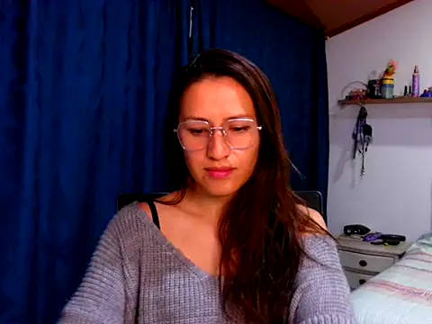 Snapshot of KendallTwisTx chatting on December 2025 03:55:01 AM KendallTwisTx online show from December 2025 03:55:01 AM