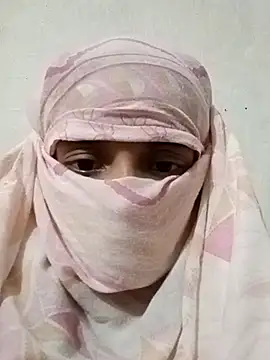 Snapshot of Quenn-Jiya752 chatting on October 2025 01:23:02 PM Quenn-Jiya752 online show from October 2025 01:23:02 PM