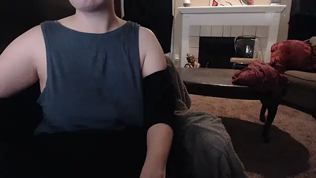 Snapshot of Skyl31 chatting on November 2025 09:46:02 PM Skyl31 online show from November 2025 09:46:02 PM