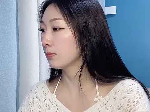 Snapshot of ella55-- chatting on November 2025 03:49:02 AM ella55-- online show from November 2025 03:49:02 AM