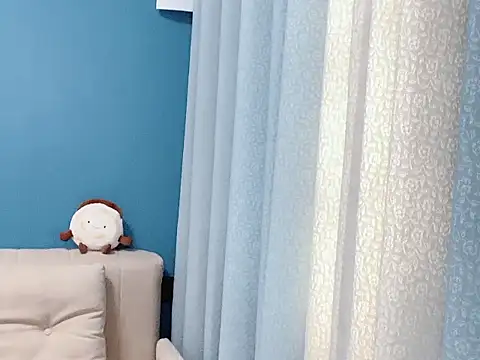 Snapshot of ella55-- chatting on December 2025 01:00:02 AM ella55-- online show from December 2025 01:00:02 AM