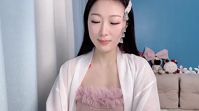 Snapshot of ella55-- chatting on February 2026 01:04:01 AM ella55-- online show from February 2026 01:04:01 AM