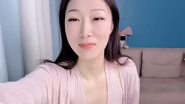 Snapshot of ella55-- chatting on March 2026 01:00:02 AM ella55-- online show from March 2026 01:00:02 AM