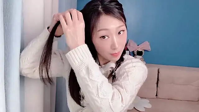 Snapshot of ella55-- chatting on March 2026 01:10:01 AM ella55-- online show from March 2026 01:10:01 AM