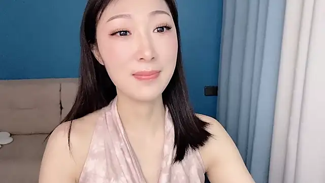 Snapshot of ella55-- chatting on March 2026 01:09:01 AM ella55-- online show from March 2026 01:09:01 AM