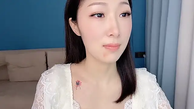 Snapshot of ella55-- chatting on March 2026 01:05:01 AM ella55-- online show from March 2026 01:05:01 AM