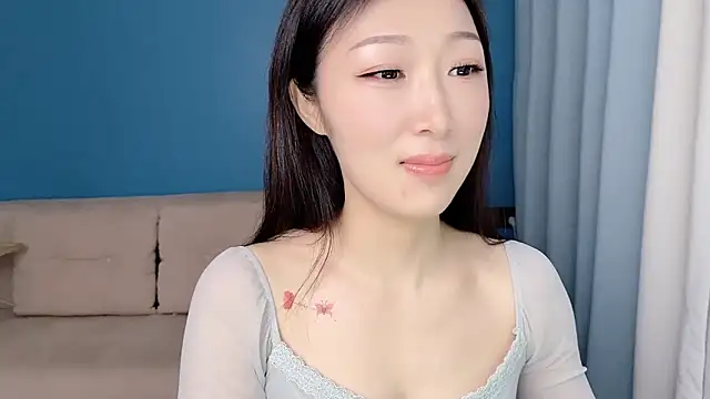 Snapshot of ella55-- chatting on March 2026 01:06:02 AM ella55-- online show from March 2026 01:06:02 AM