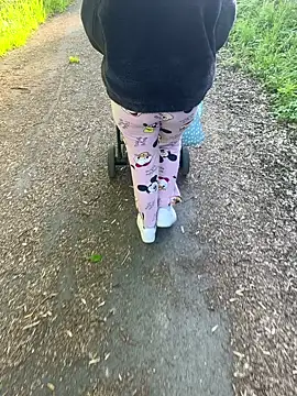 Teeny-Slut18 online show from April 2026 05:44:02 AM